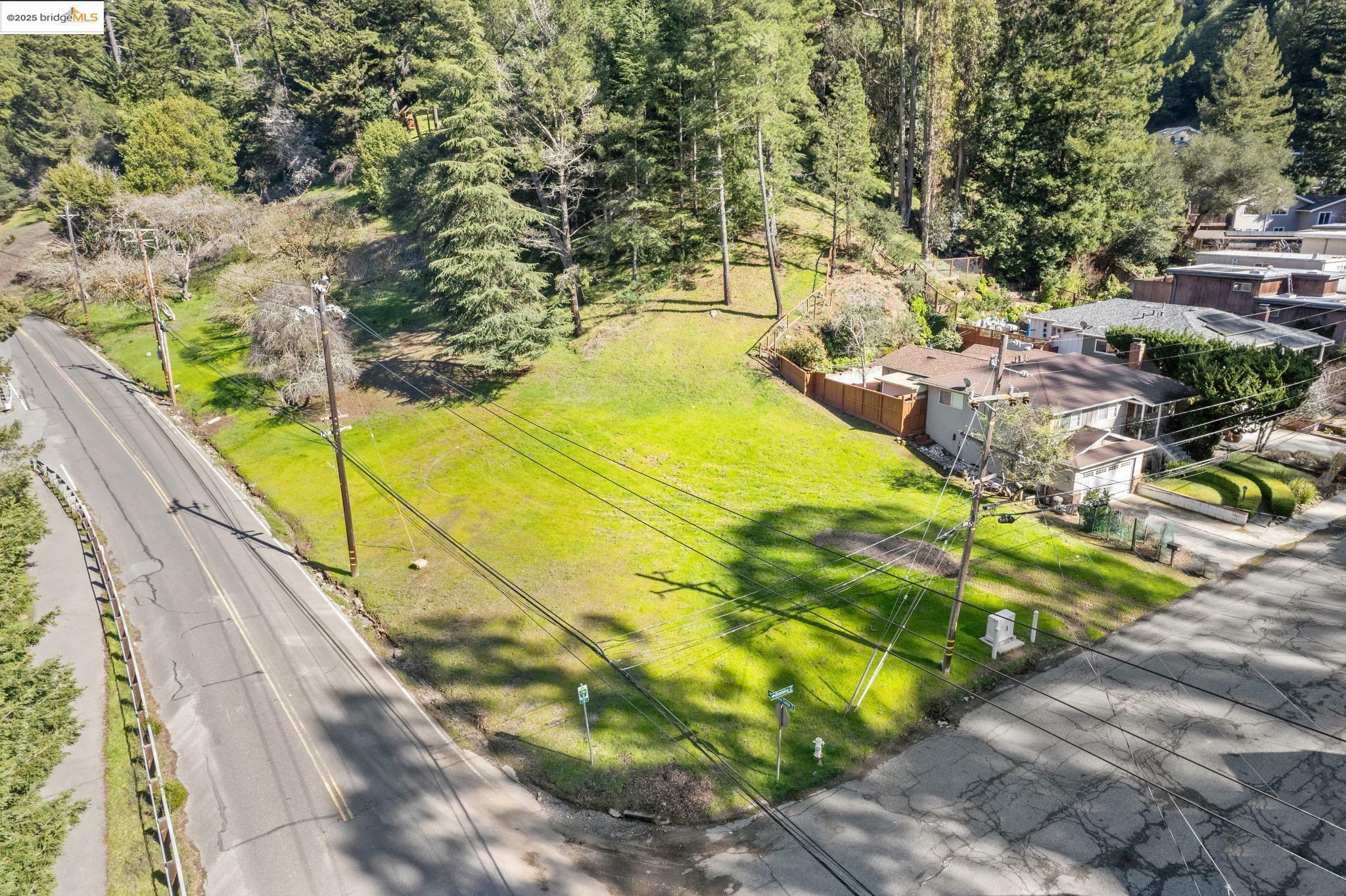 Property Photo: 6658 Shepherd Canyon CA 94611