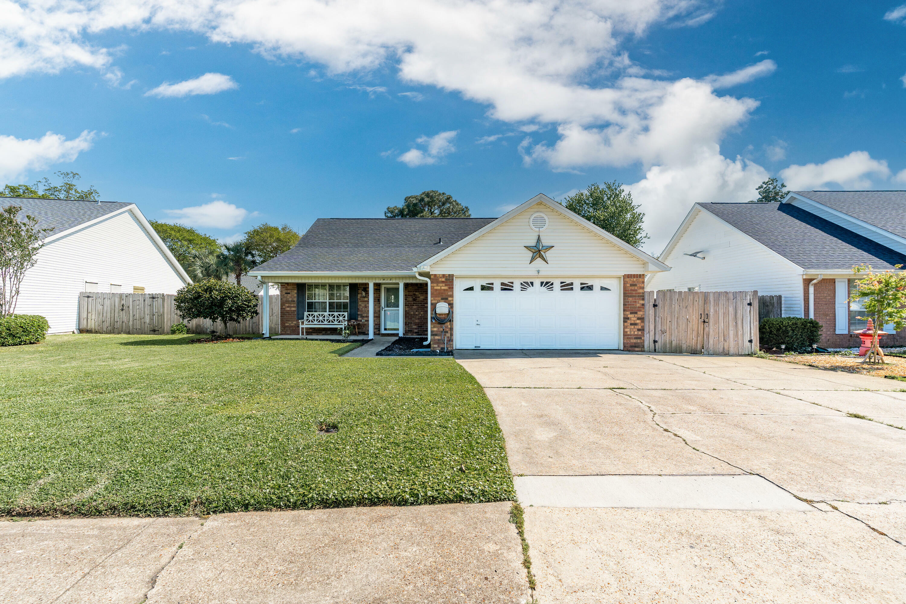 1418 Sterling Point Dr Drive  Gulf Breeze FL 32563 photo