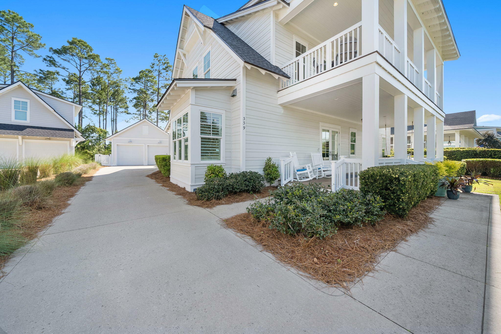 Property Photo: 339 Pathways Drive FL 32461