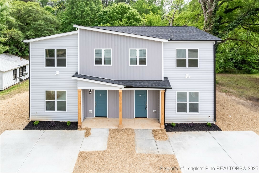 Property Photo: 1057 1059 E Harnett Street NC 28334