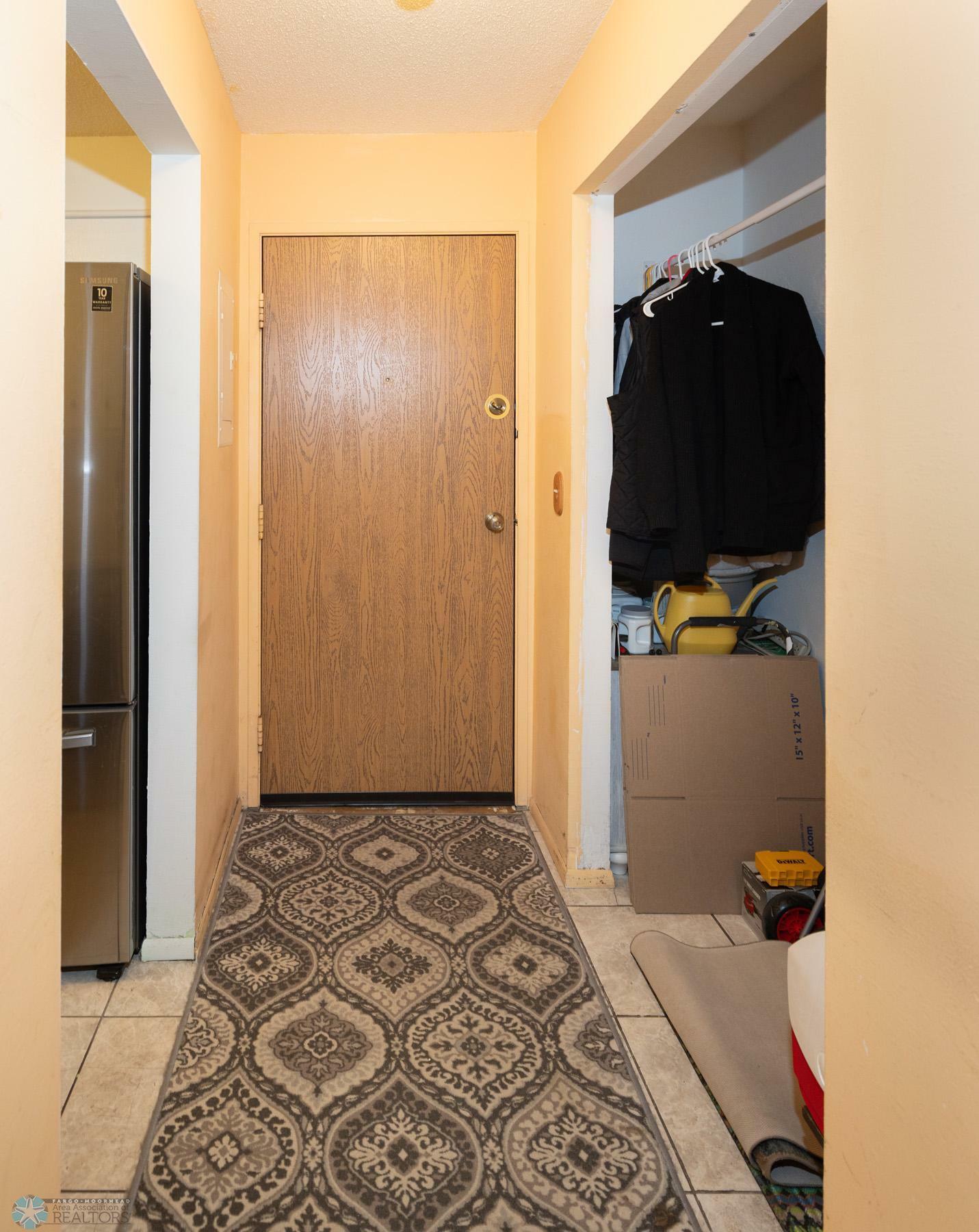 Property Photo:  1401 25th Avenue S  ND 58103 