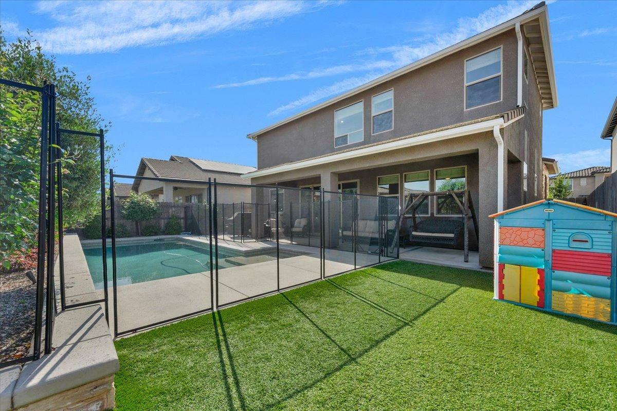 2653 Vermont Avenue  Clovis CA 93619 photo