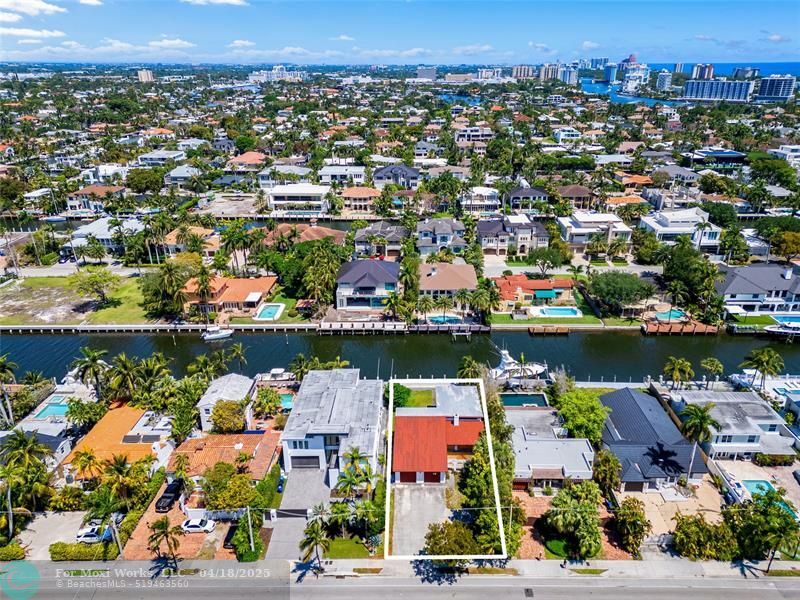 Property Photo: 2417 E Las Olas Blvd FL 33301