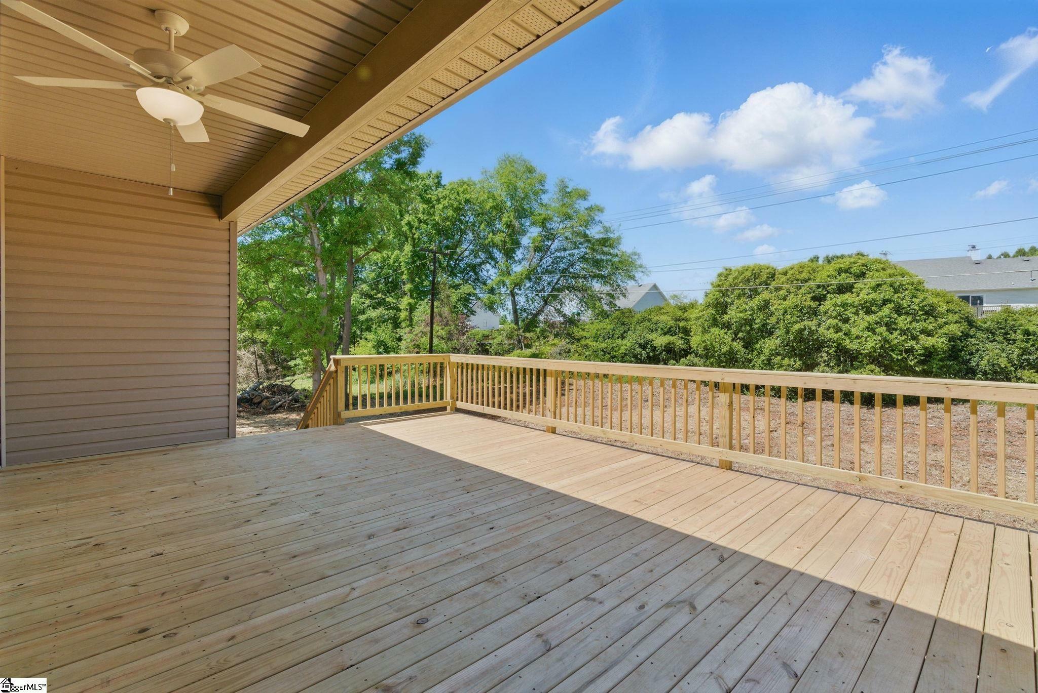 Property Photo: 606B Parkwood Drive SC 29625