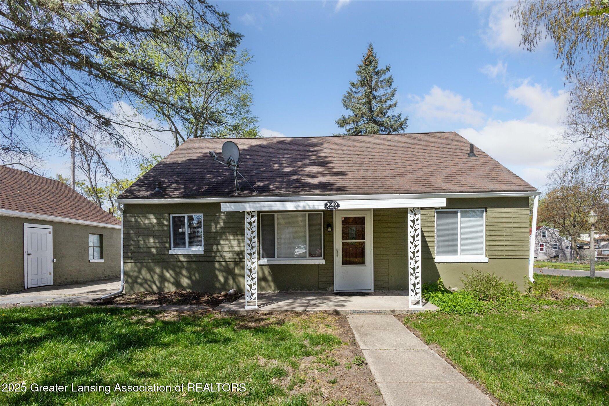Property Photo: 3600 Parkway Drive MI 48910