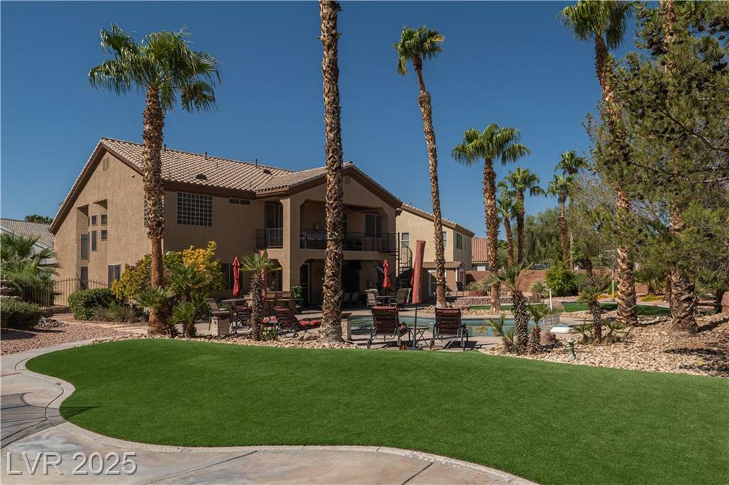 9012 Alpine Peaks Avenue  Las Vegas NV 89147 photo
