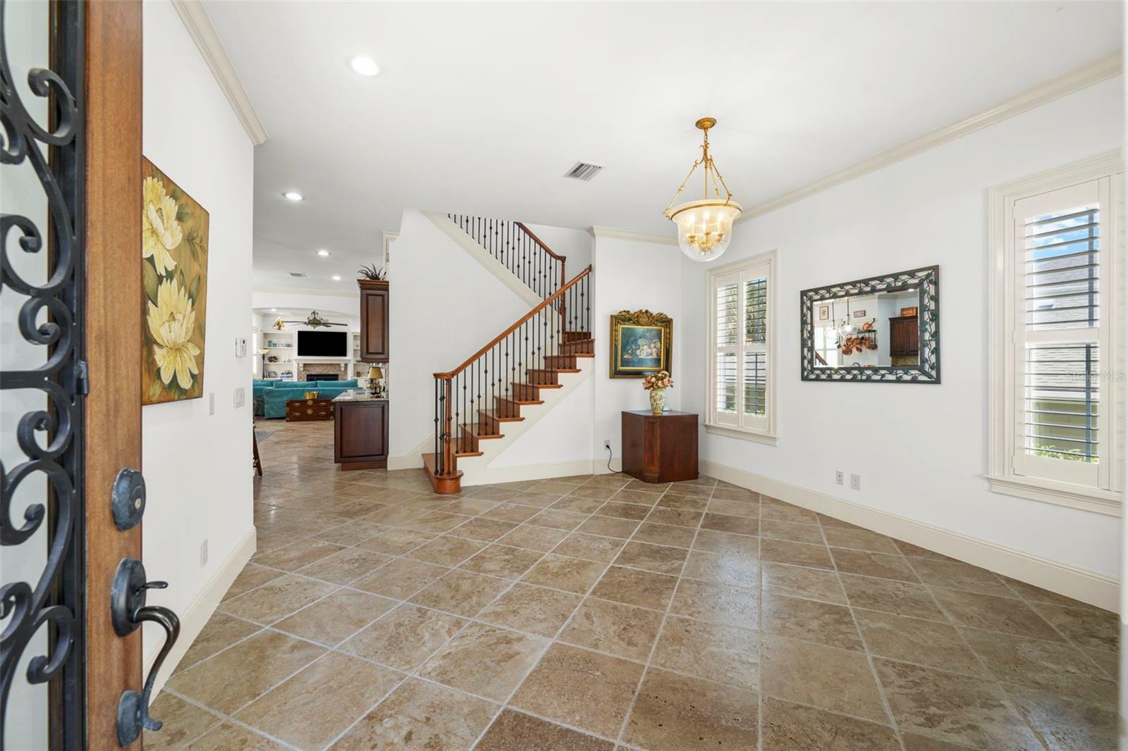 Property Photo:  108 Bermuda Avenue  FL 33606 