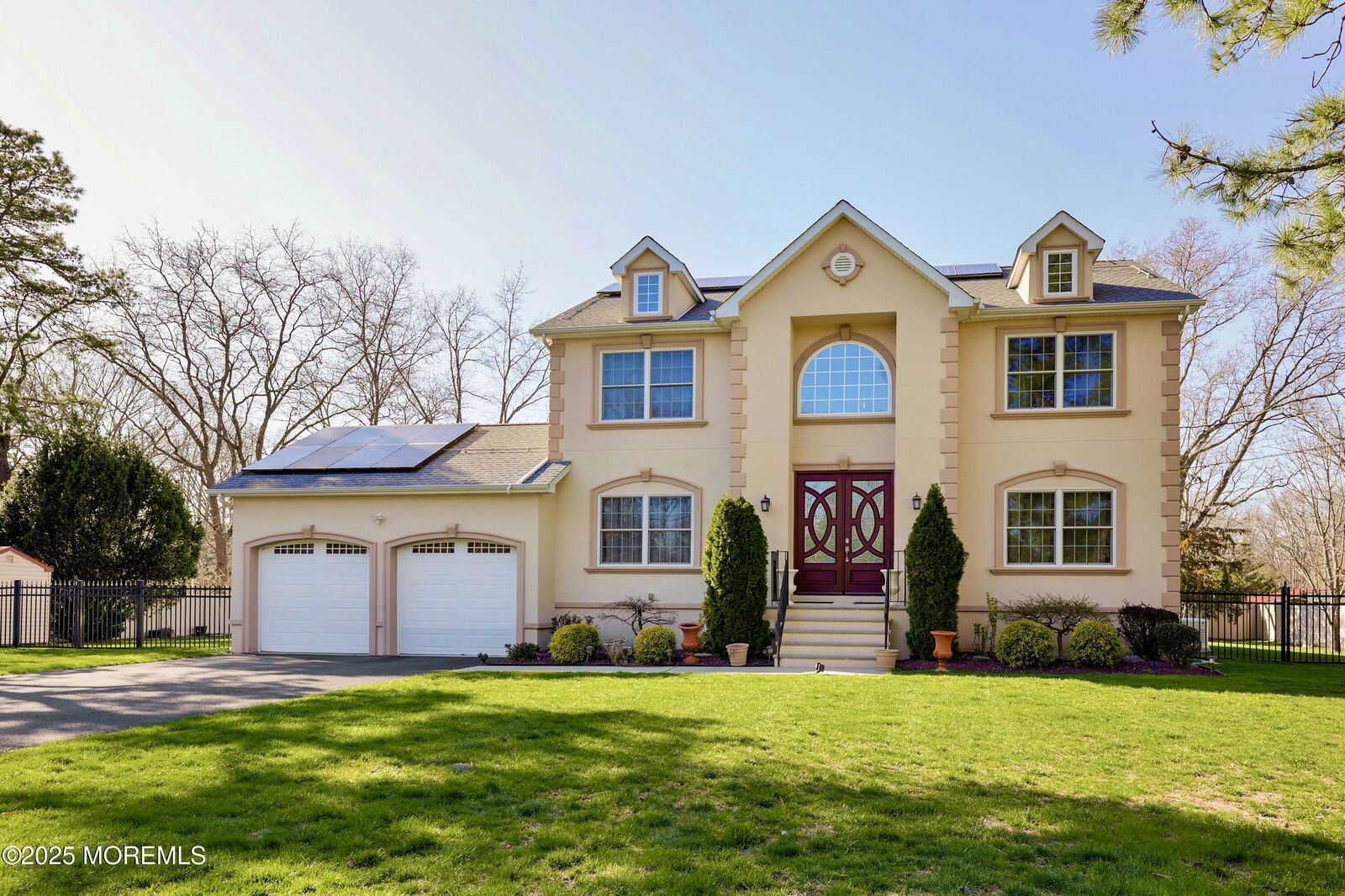 Property Photo:  29 Lorton Road  NJ 08857 