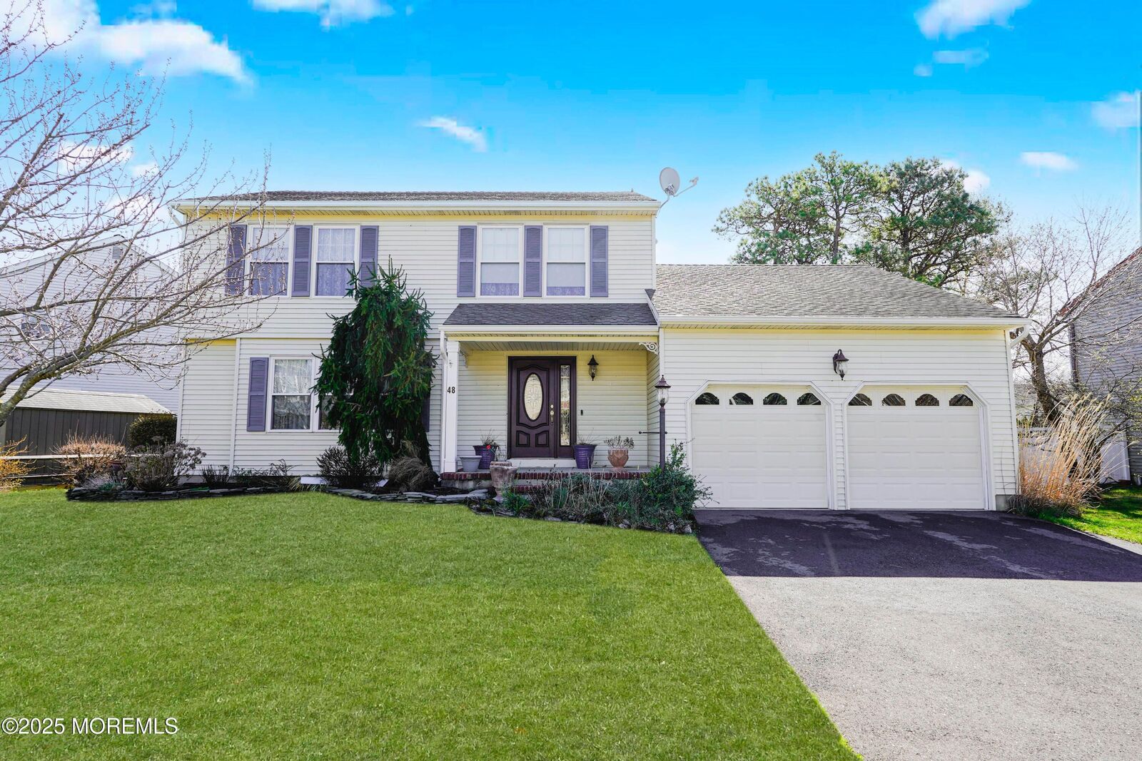 Property Photo:  48 Davids Lane  NJ 07731 