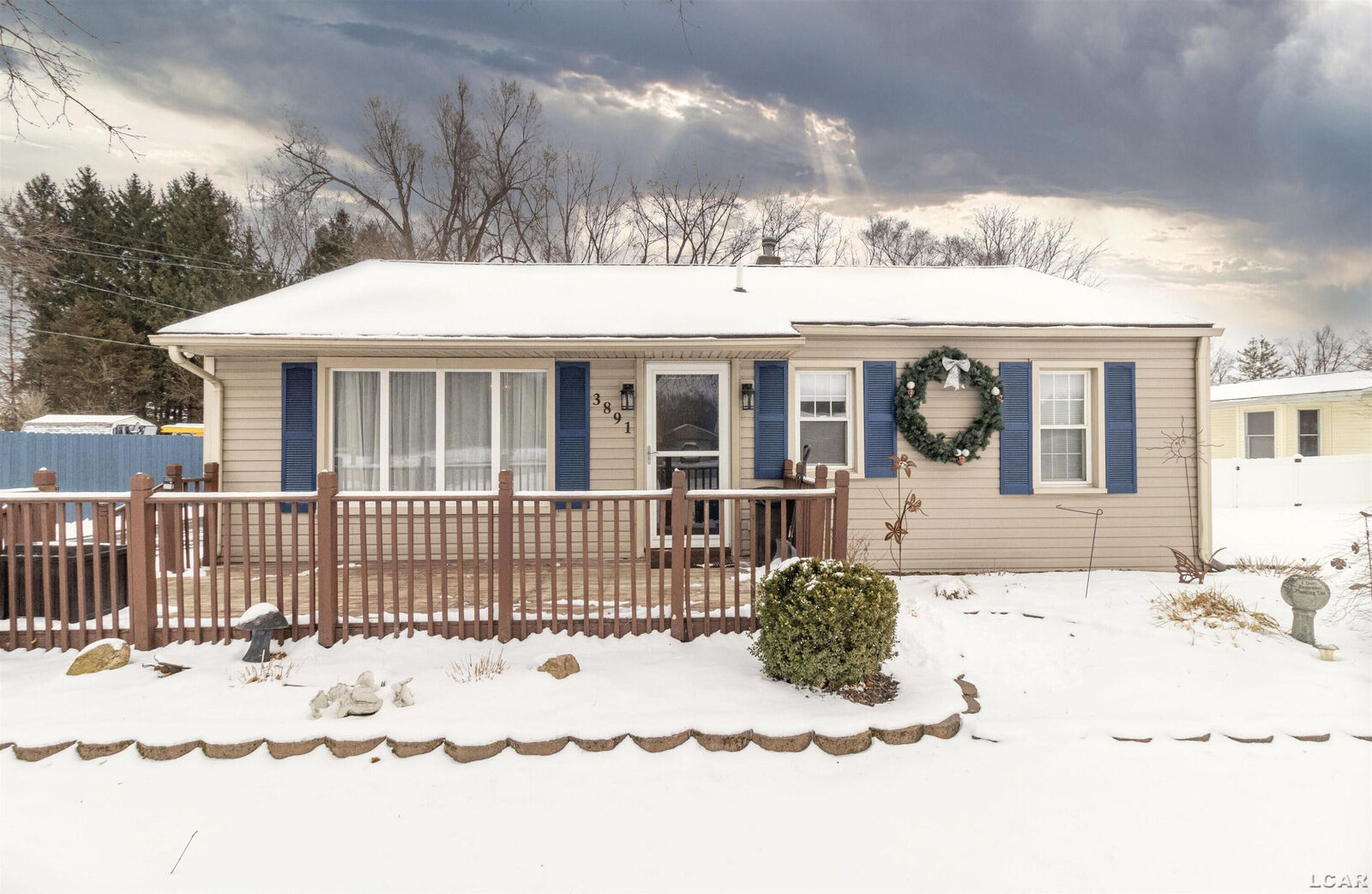 Property Photo: 3891 S Adrian Highway MI 49221