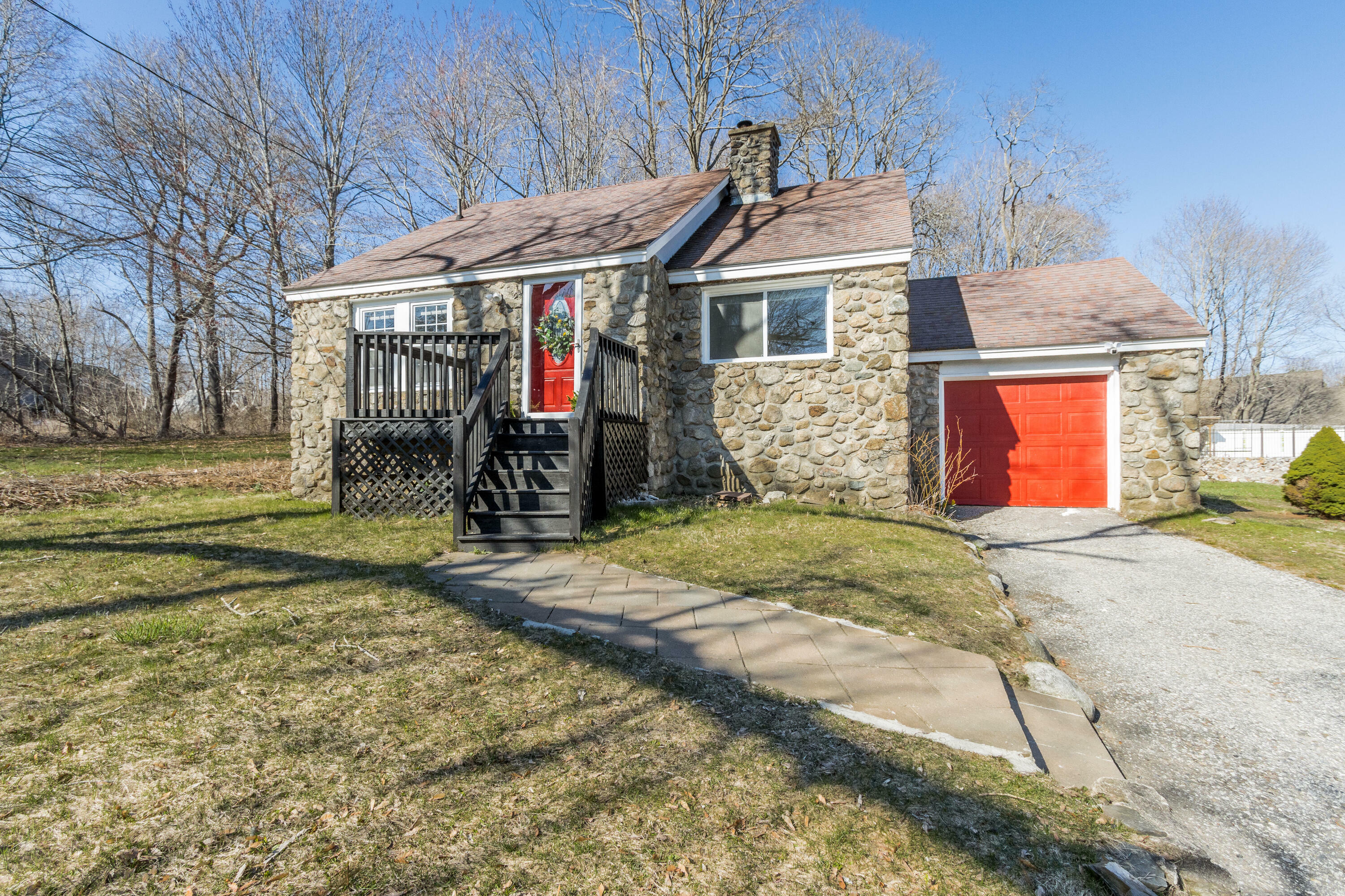 Property Photo: 52 Ferry Road ME 04072