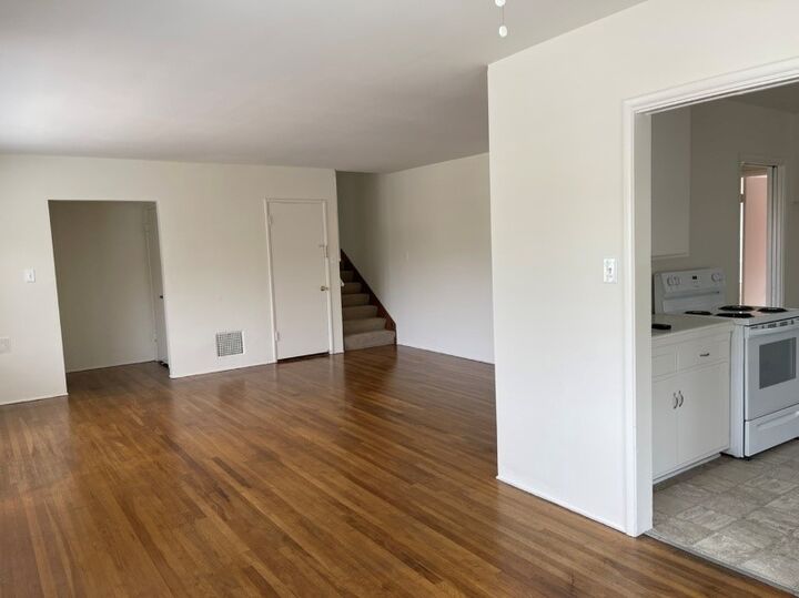 Property Photo: 608 S Gertruda Avenue CA 90277