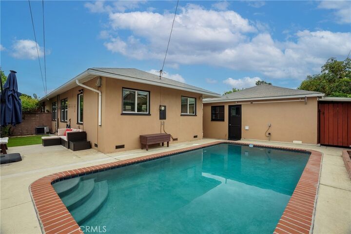 Property Photo:  3061 Fidler Avenue  CA 90808 