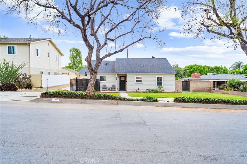 Property Photo: 7932 Euclid Avenue CA 90602