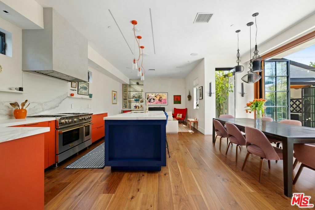 Property Photo: 2402 11th Street CA 90405