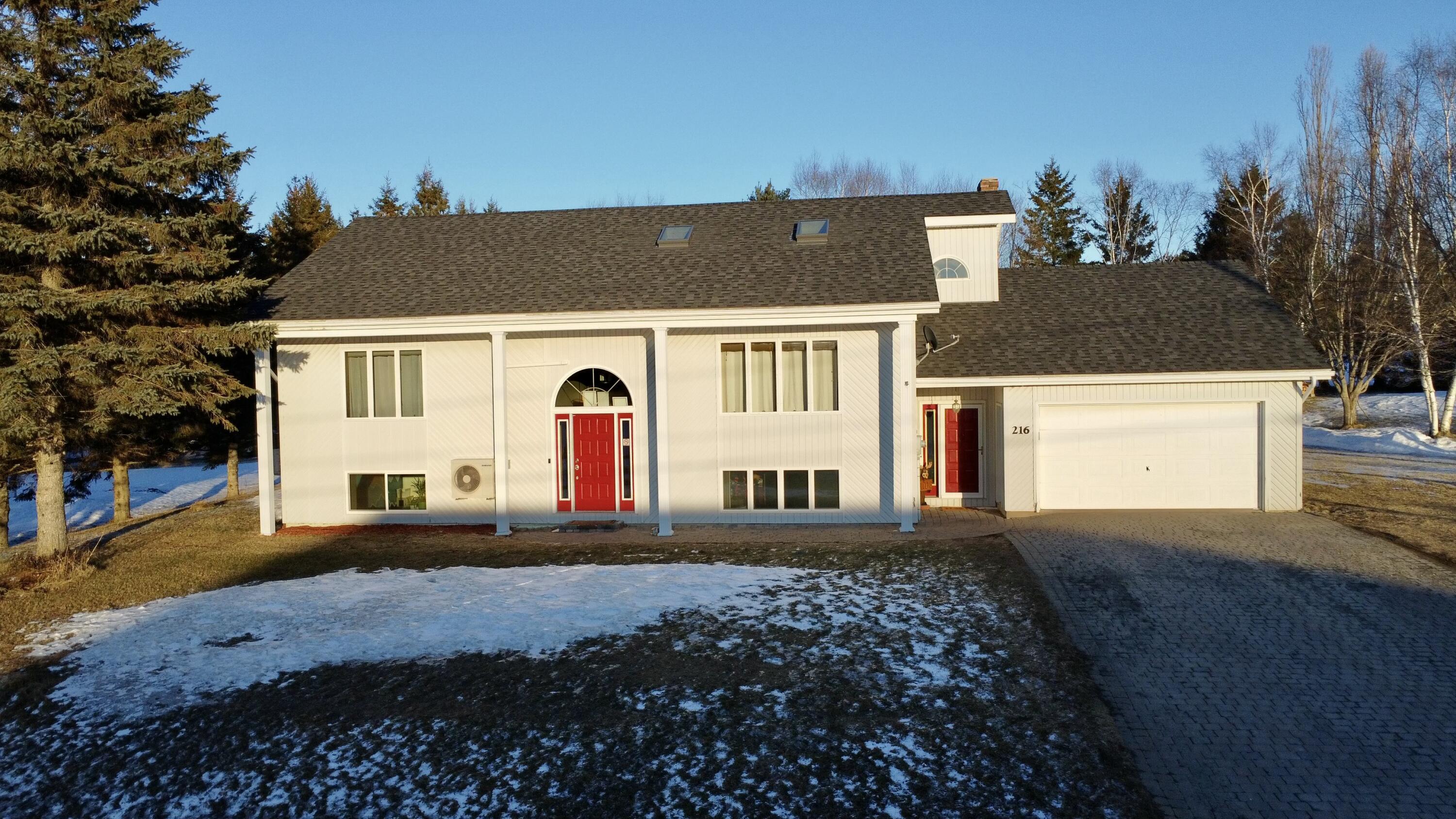 Property Photo: 216 21st Avenue ME 04756