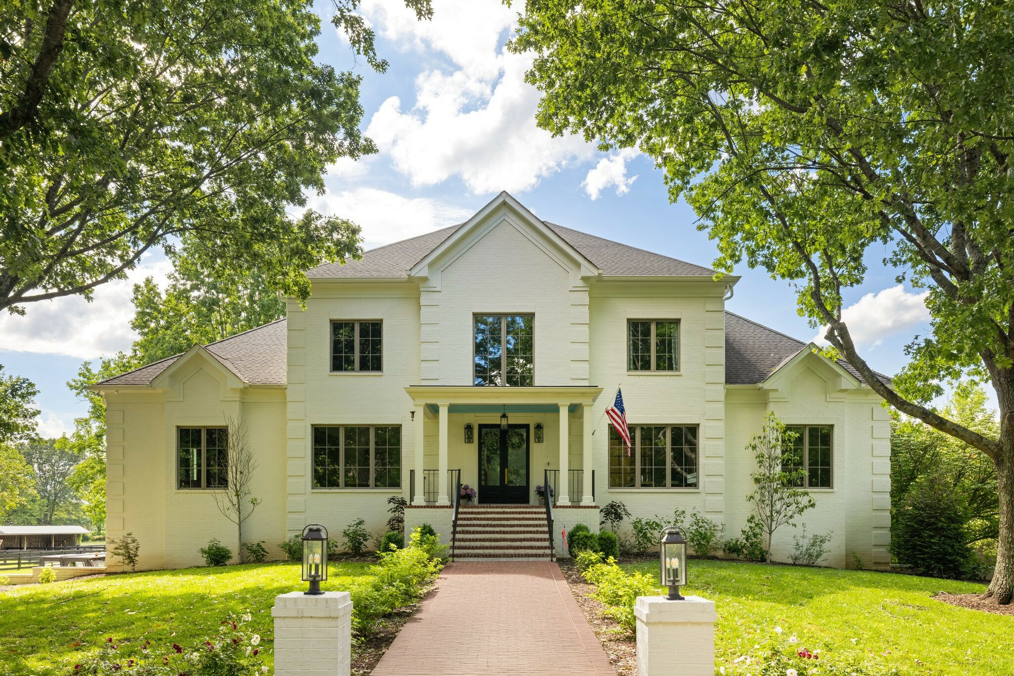 Property Photo: 426 Cotton Ln TN 37069