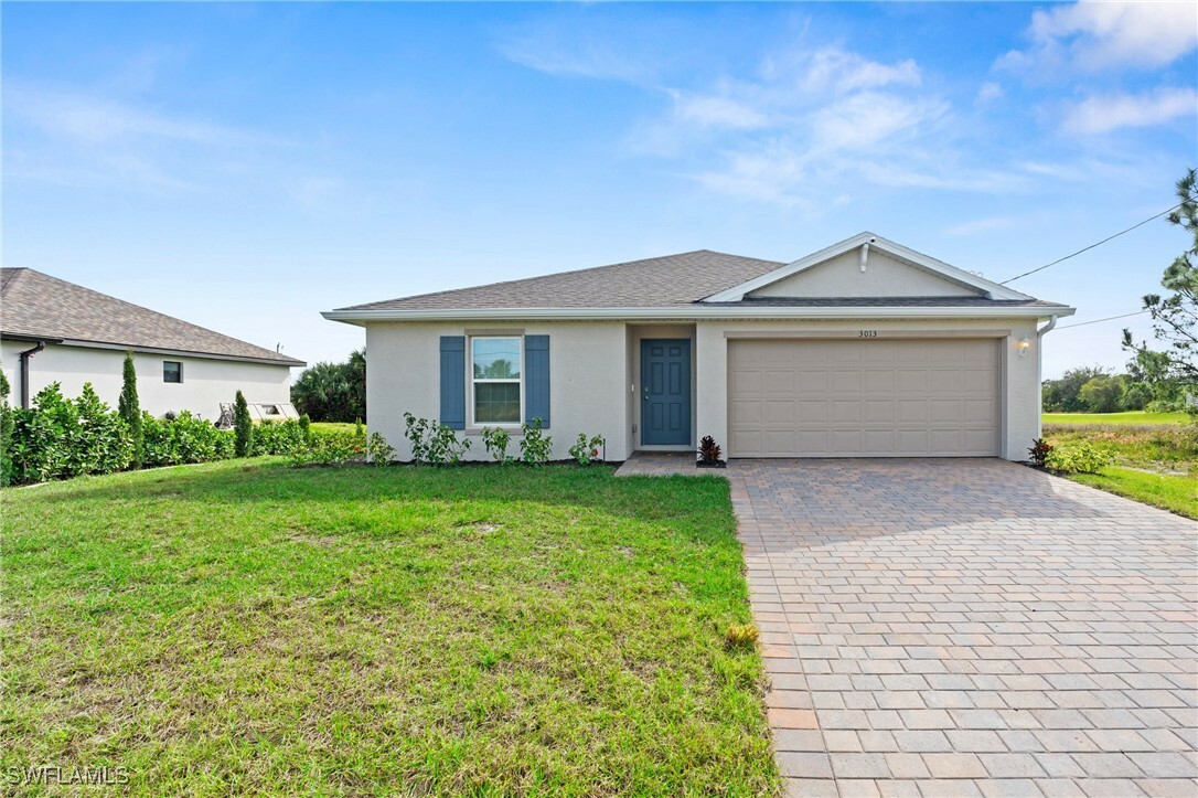 Property Photo: 3013 41st Street SW FL 33976