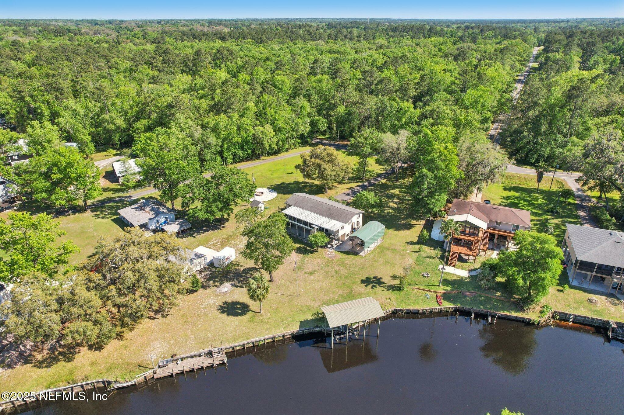 Property Photo: 4068 Scenic Drive FL 32068