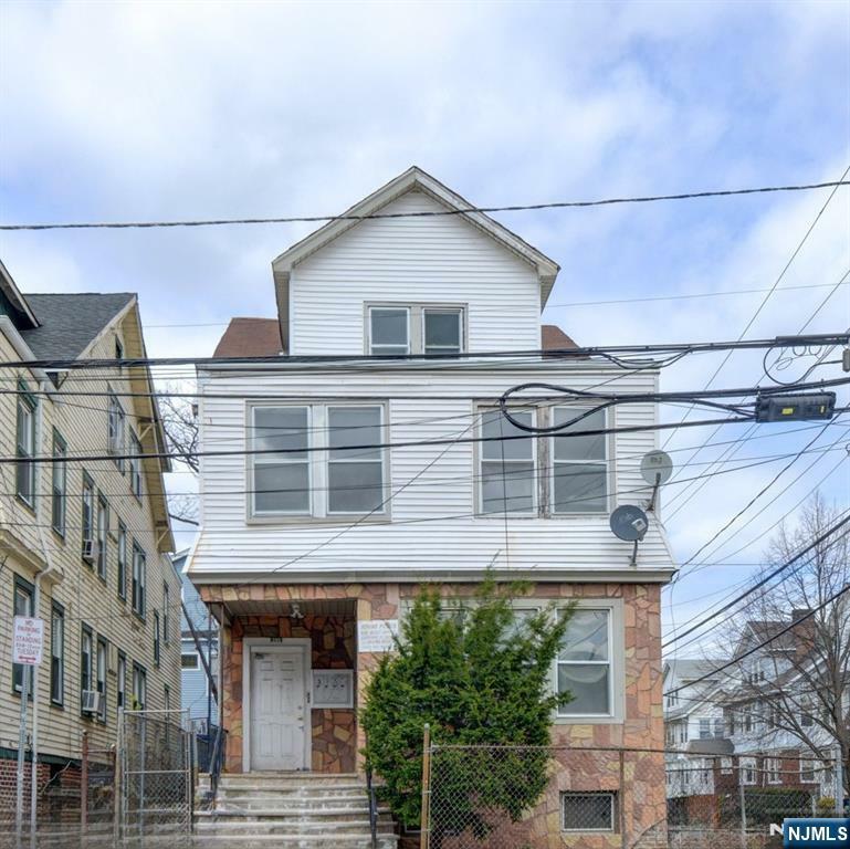 295 Renner Avenue  Newark NJ 07112 photo