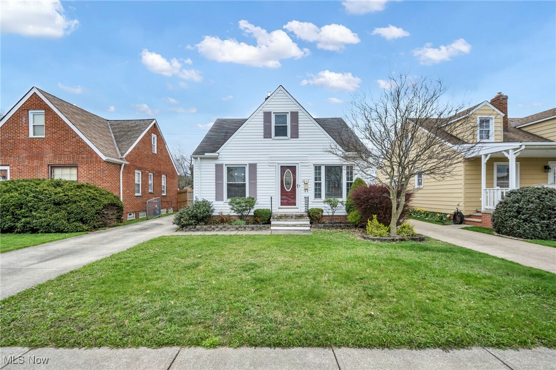 Property Photo: 6023 Pelham Drive OH 44129