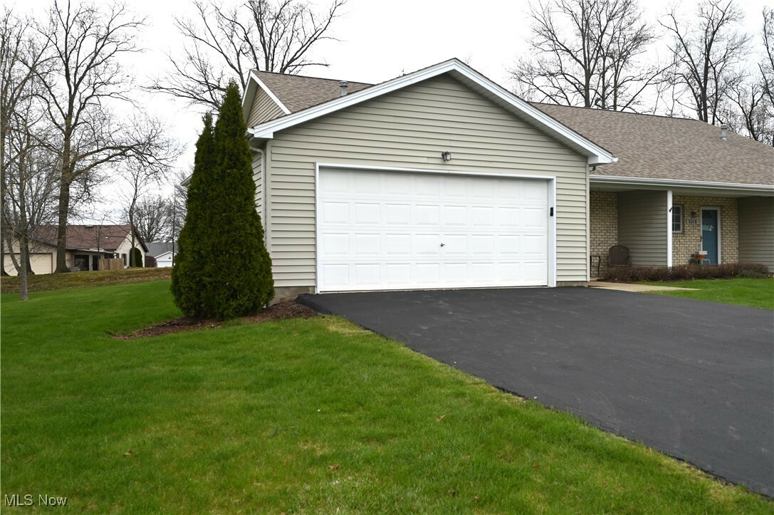 521 E Wilcox Lane A  Youngstown OH 44515 photo