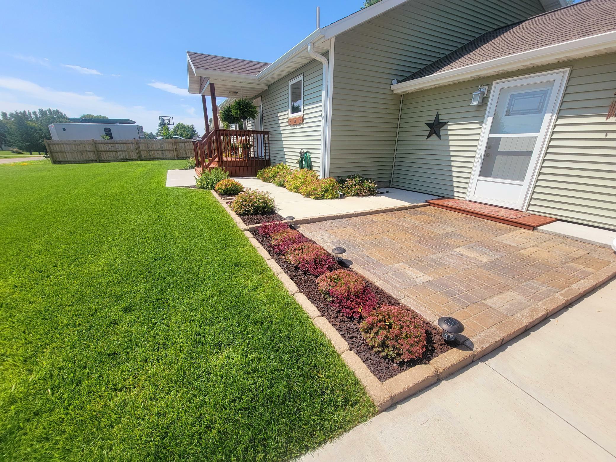 Property Photo: 409 Hummingbird Lane MN 56567