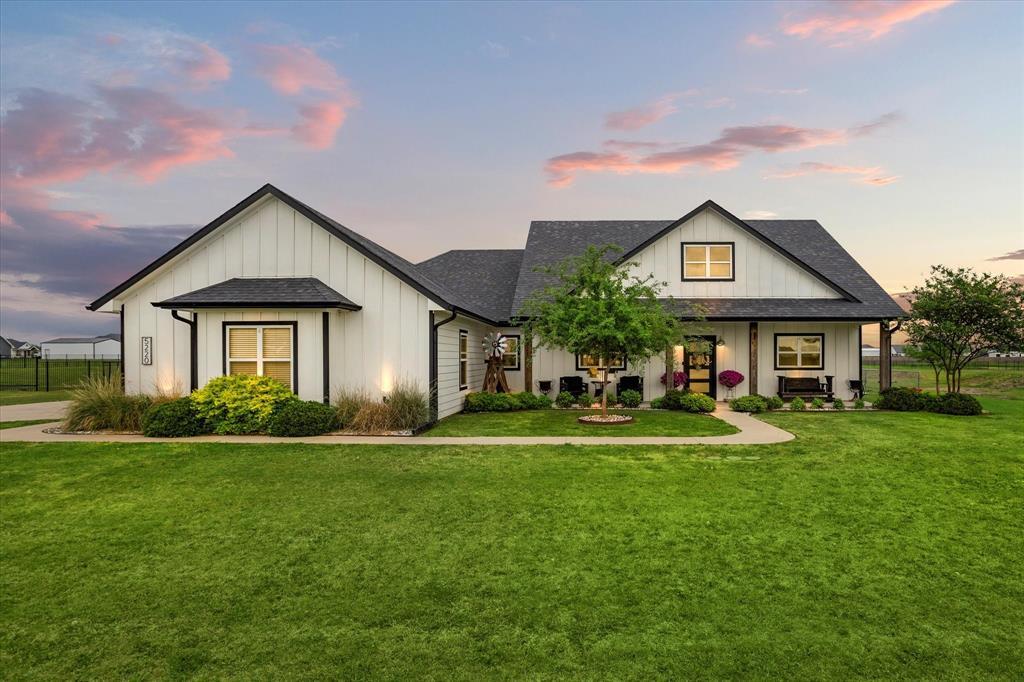 Photo de la propriété: 5220 County Road 2708 TX 75135