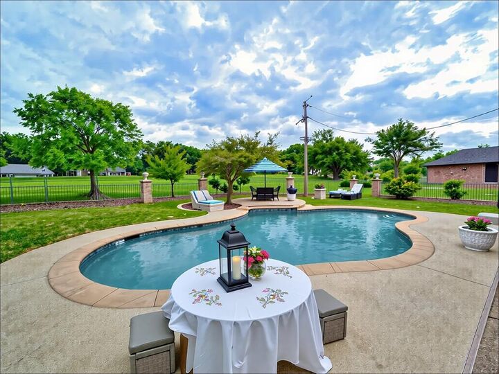 907 Red Oak Creek Drive  Ovilla TX 75154 photo