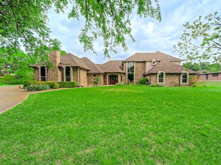 907 Red Oak Creek Drive  Ovilla TX 75154 photo