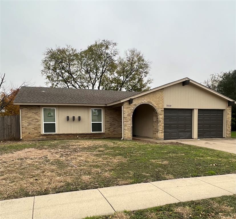 Property Photo: 7029 W Cleburne Road TX 76133