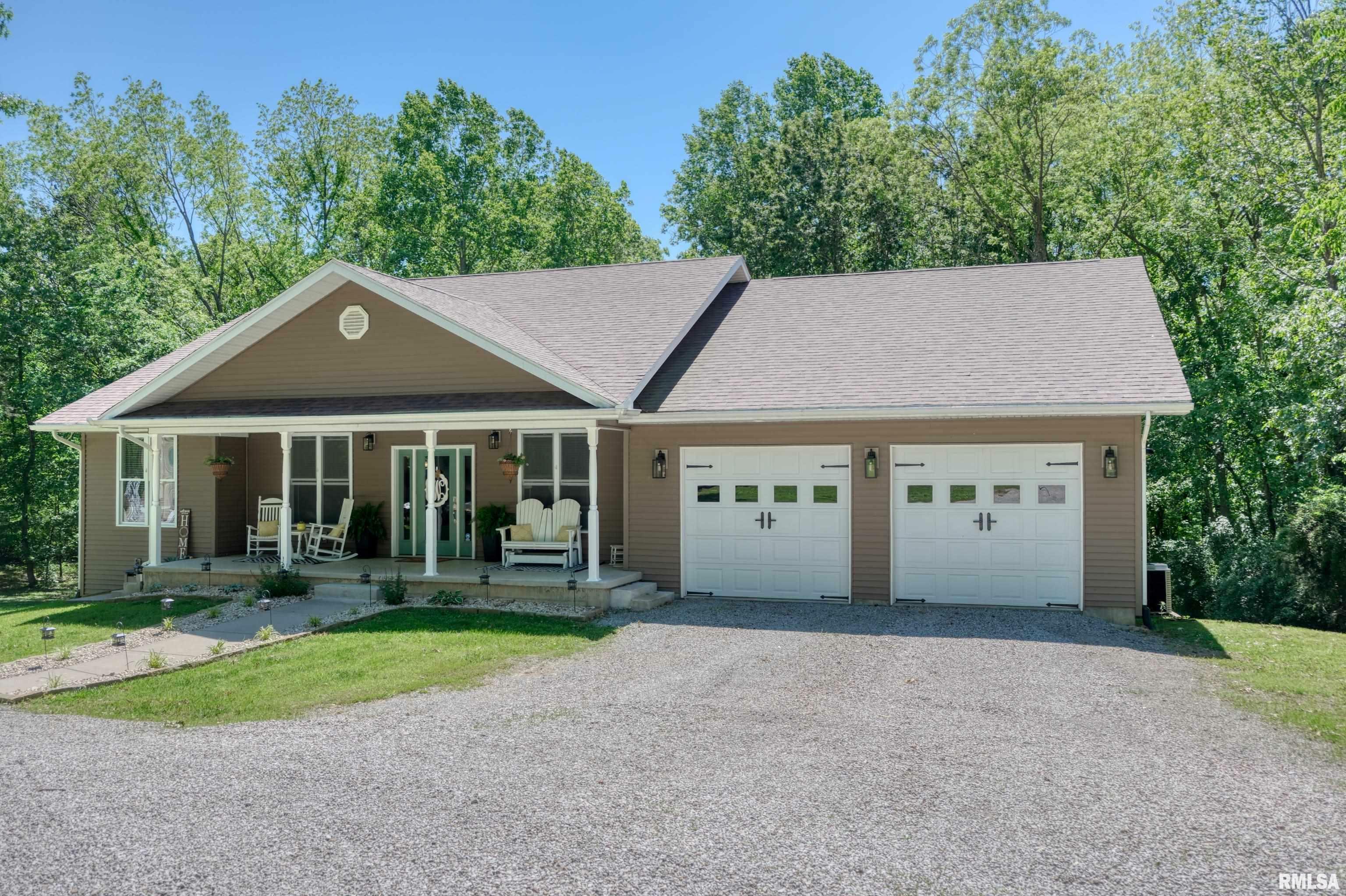 Property Photo: 11 Glasford Road IL 62966