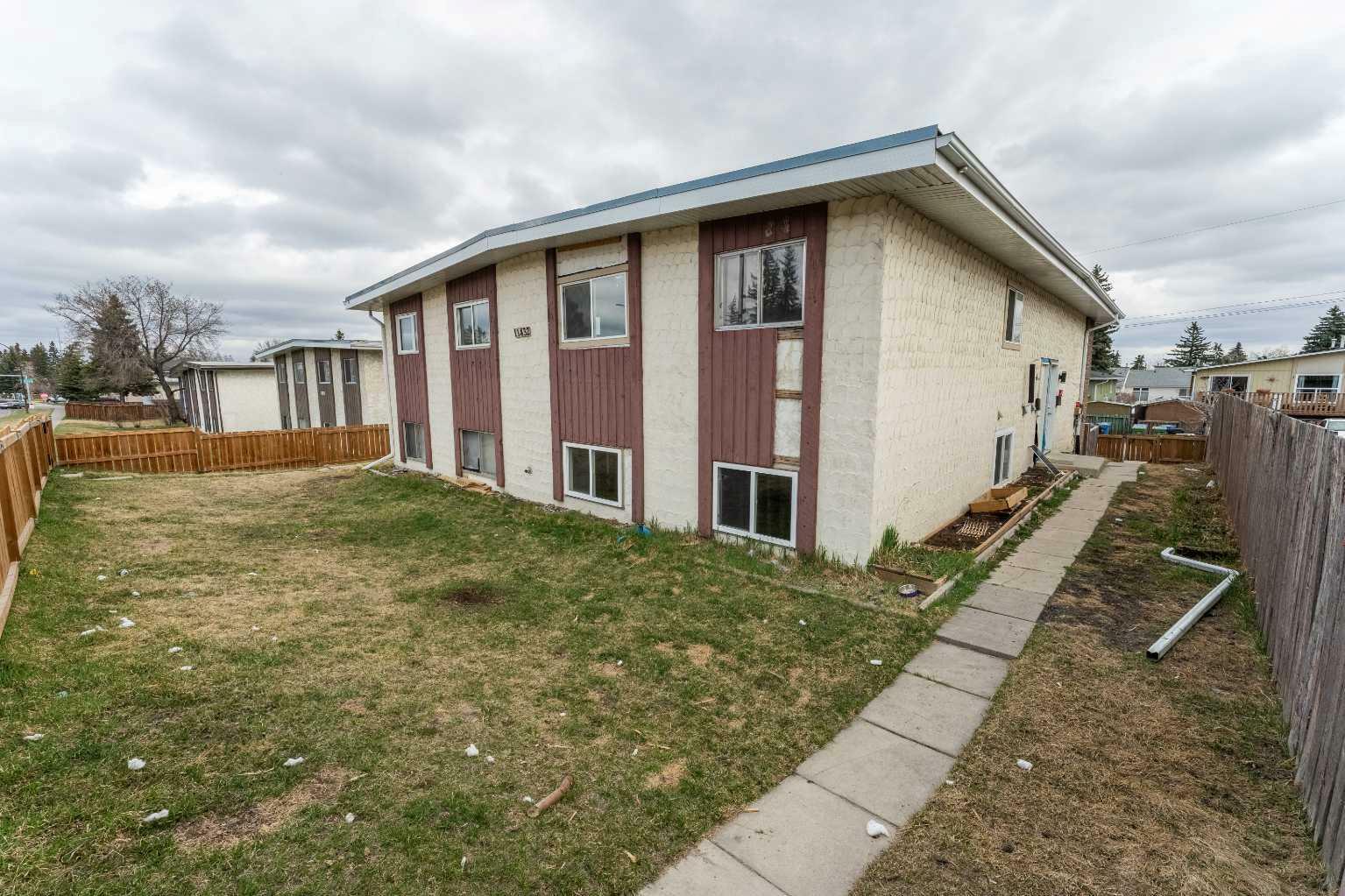 Property Photo: 11432 Elbow Drive SW AB T2W 2E6