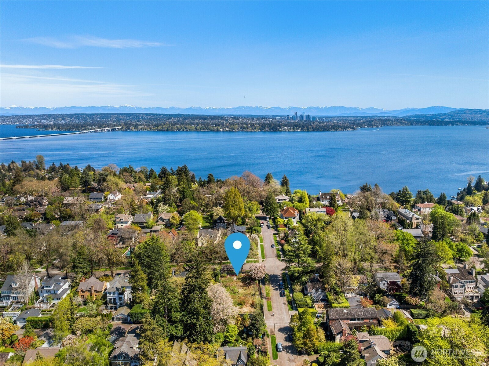 Property Photo: 803 34th Avenue E WA 98112