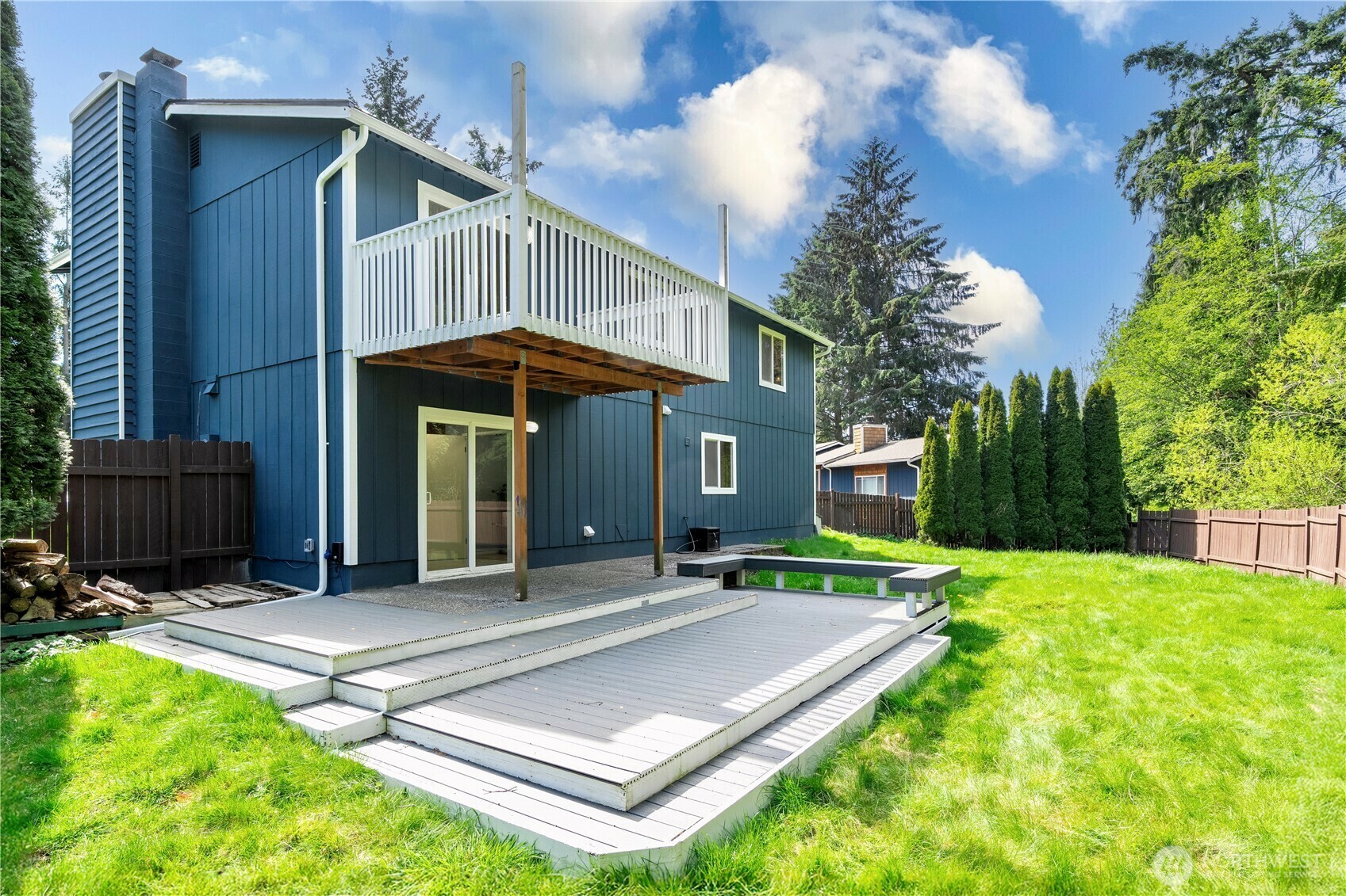 Property Photo: 5723 145th St SW WA 98026