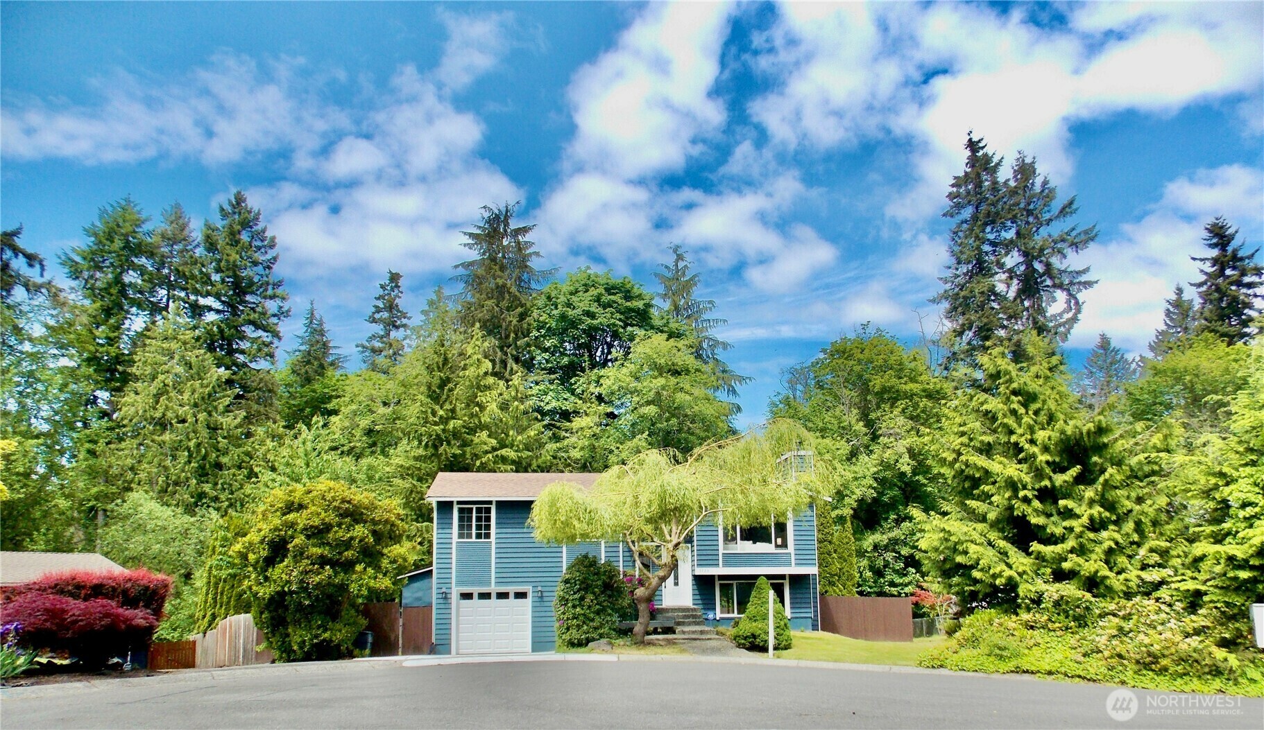 Property Photo:  5723  145th St SW  WA 98026 