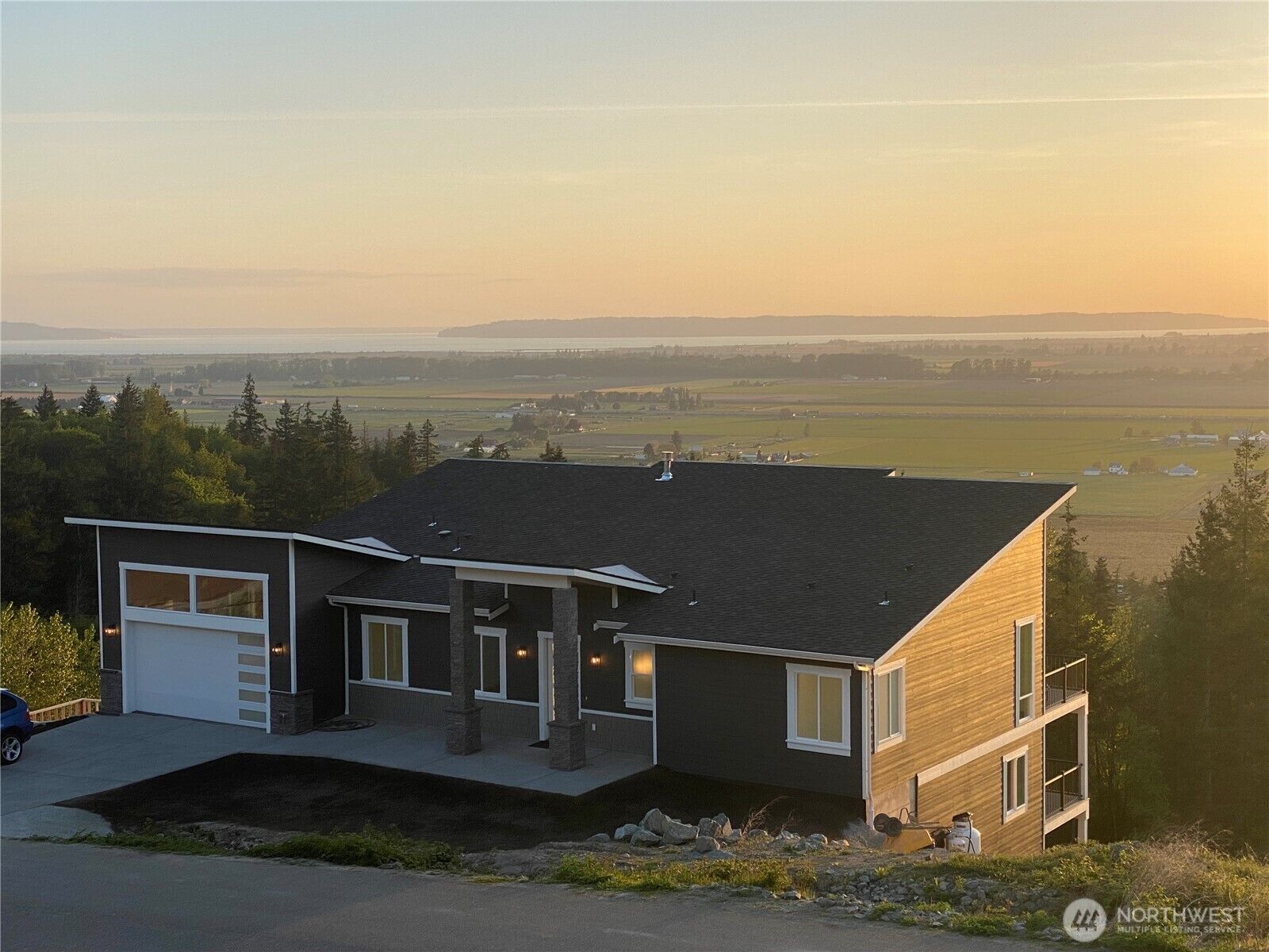 Property Photo:  20555  Benson Ridge Lane  WA 98274 
