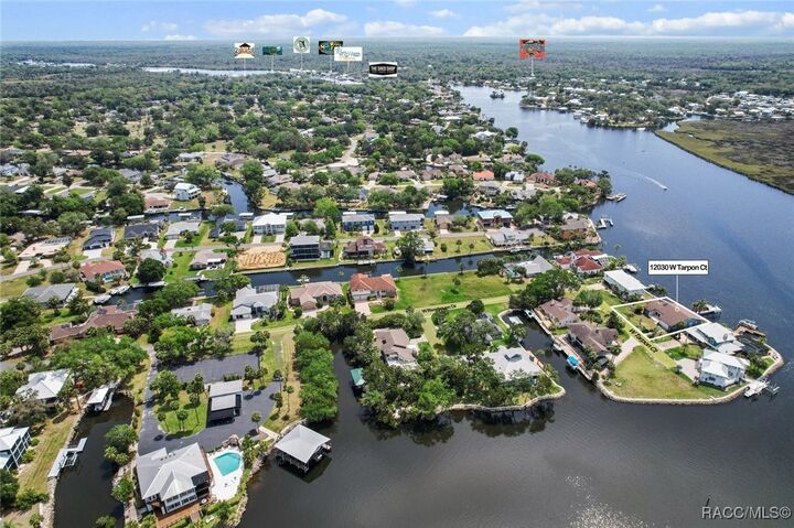 Property Photo: 12030 W Tarpon Court FL 34448