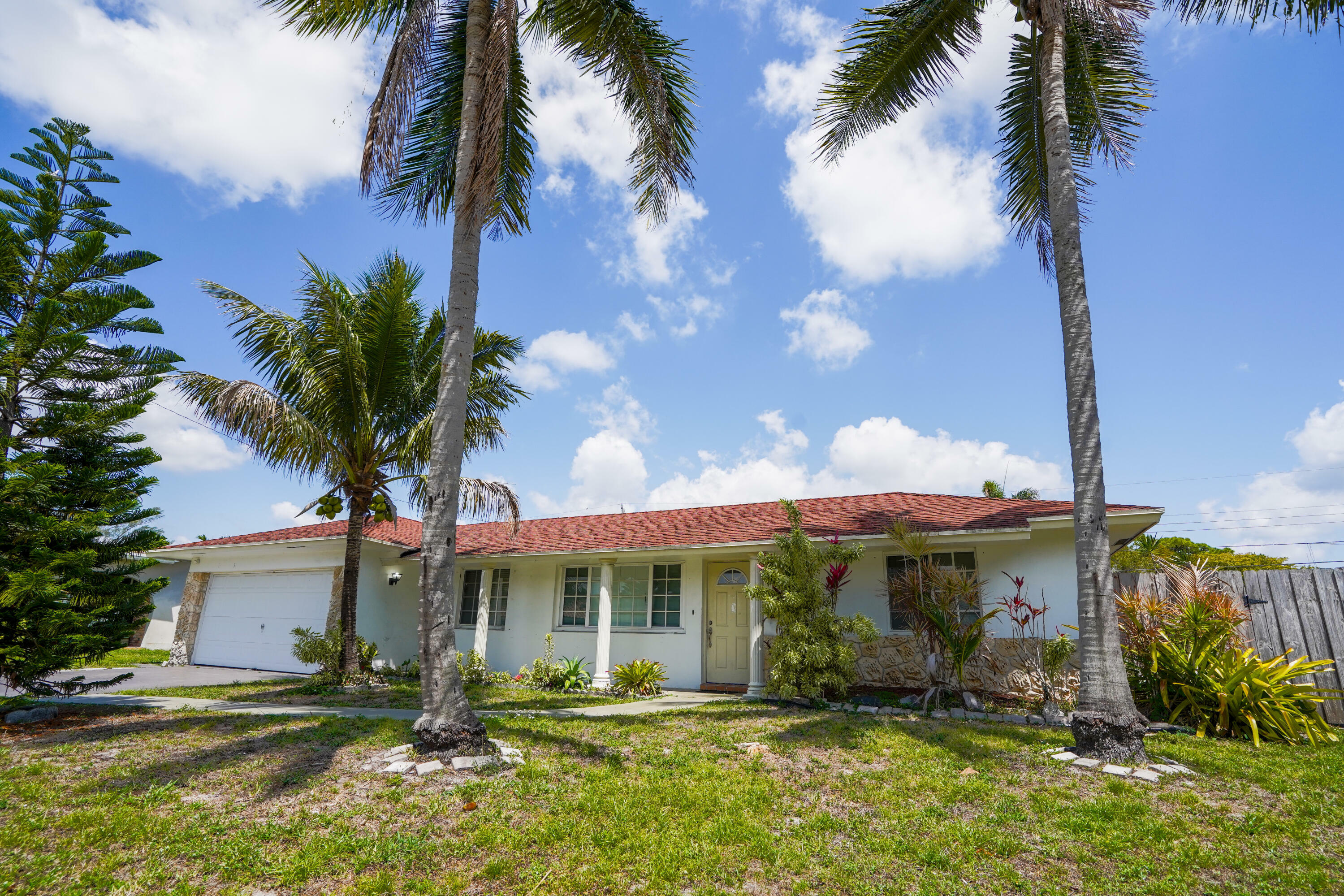Property Photo: 4381 NW 4 Street FL 33066