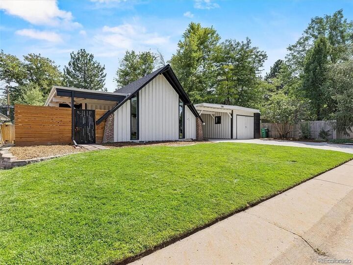 Property Photo: 1380 S Dahlia Street CO 80222