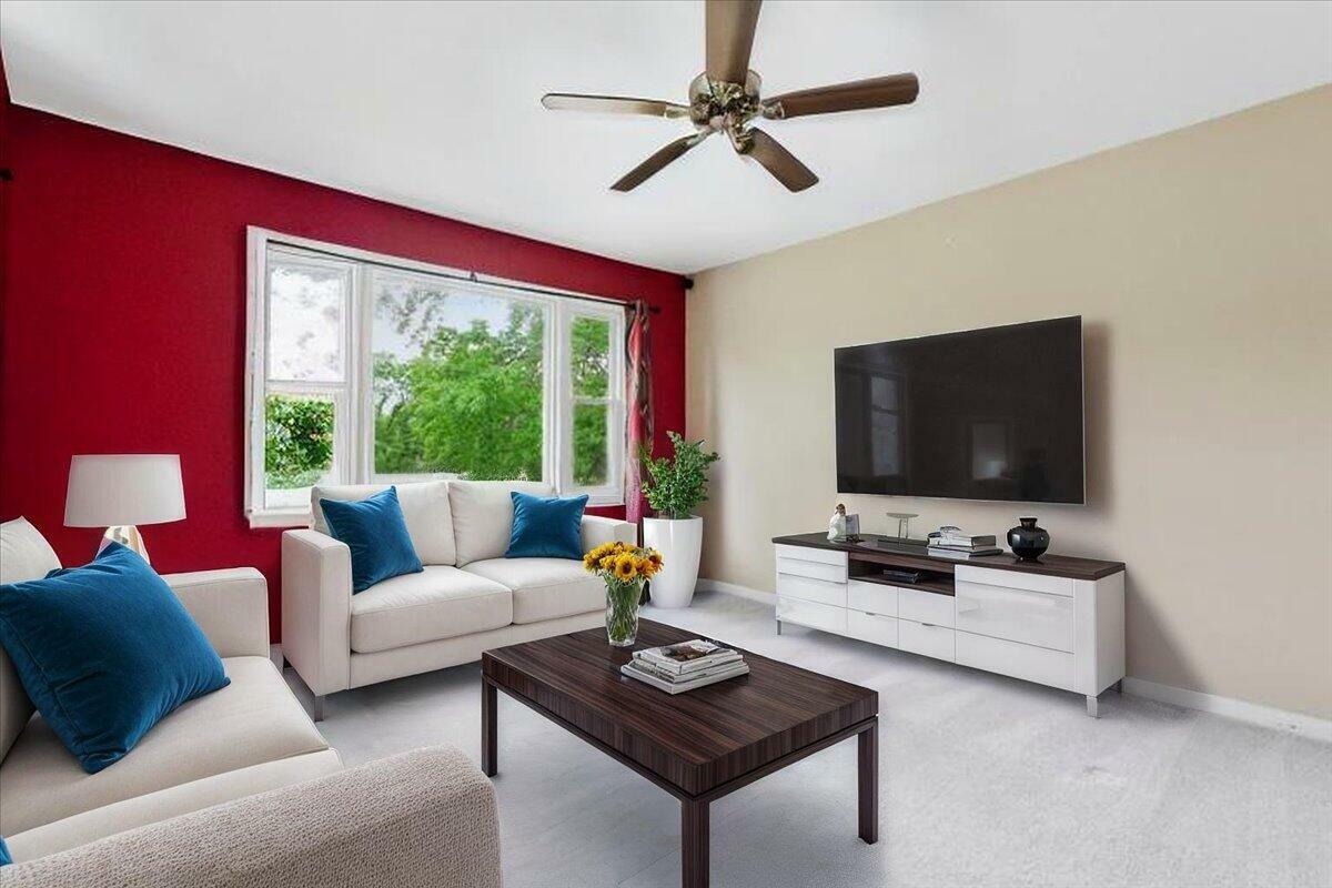 Property Photo: 931 Hedgewood Dr NW VA 24017