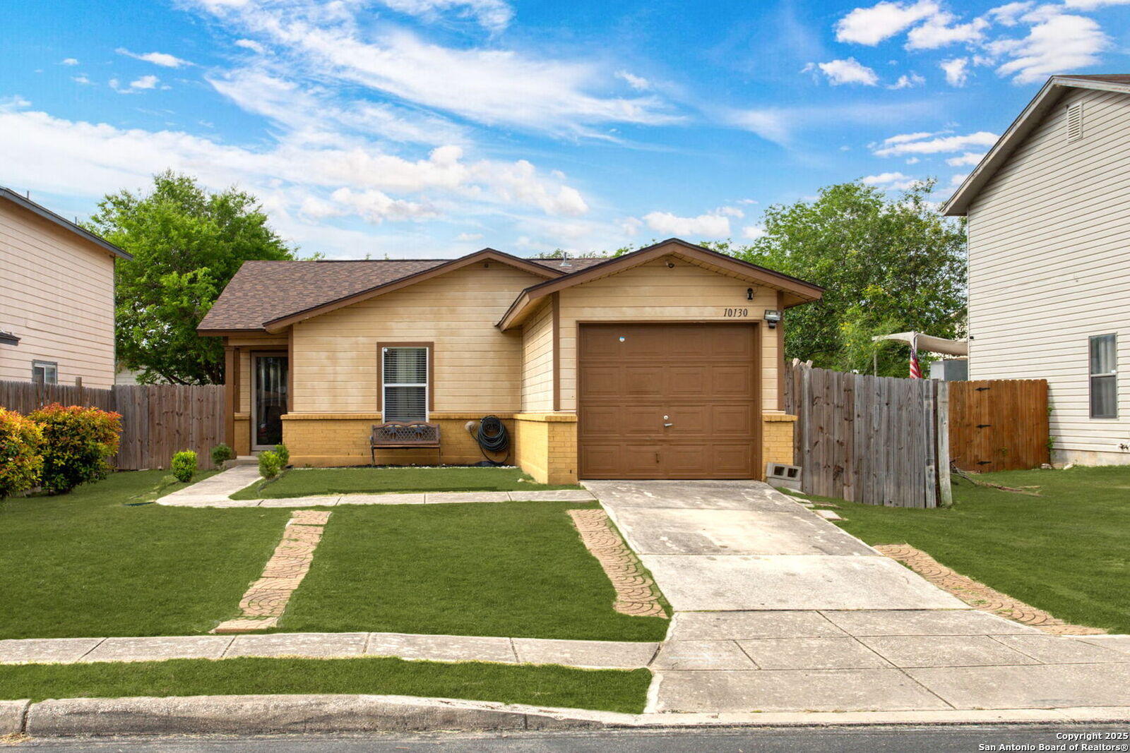 Property Photo: 10130 Amber Coral TX 78245
