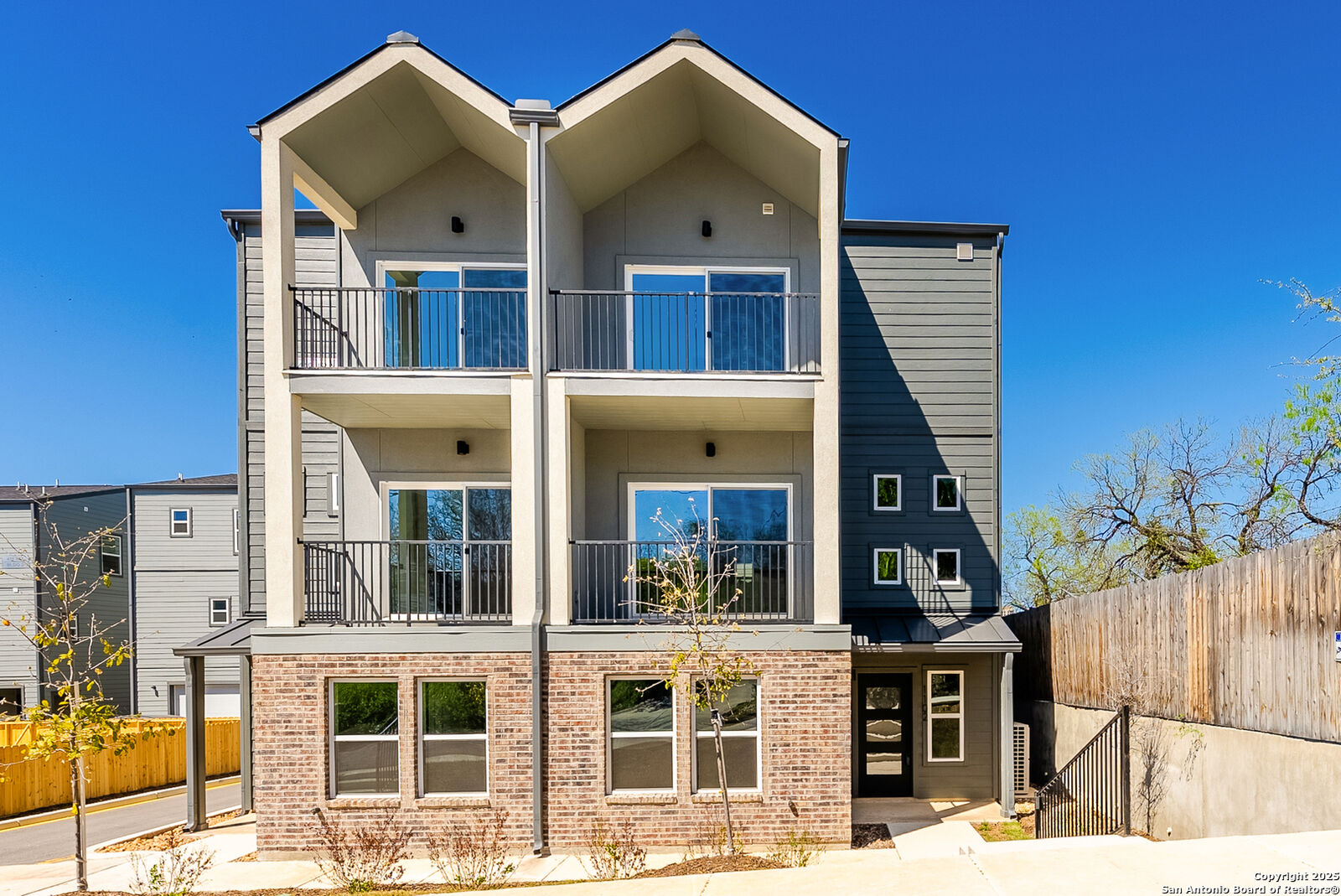 Property Photo: 419 Ira #1101 Unit 1101 TX 78209