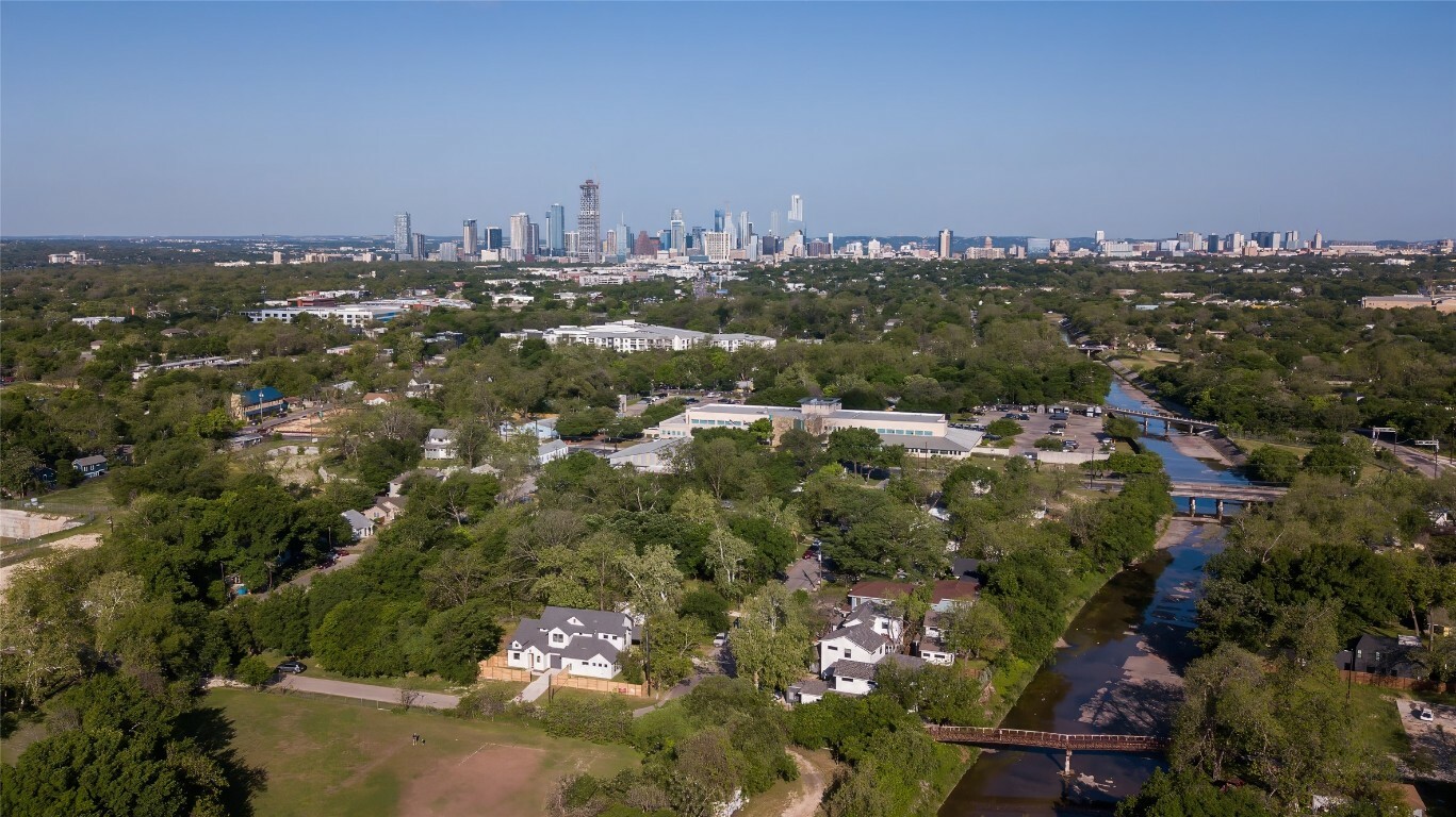 Property Photo: 760 Mansell Drive A TX 78702