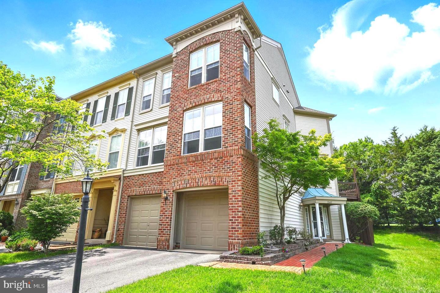 Property Photo: 21417 Falling Rock Terrace VA 20148