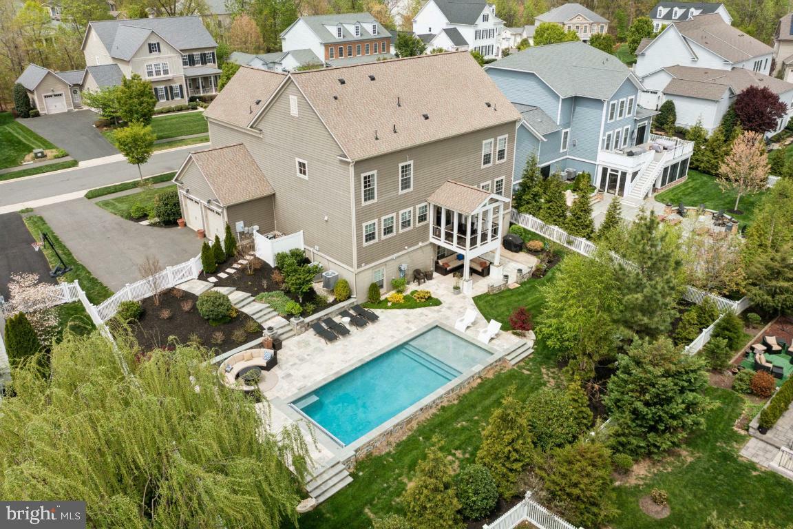 Property Photo: 24936 Sawyer Mills Court VA 20105