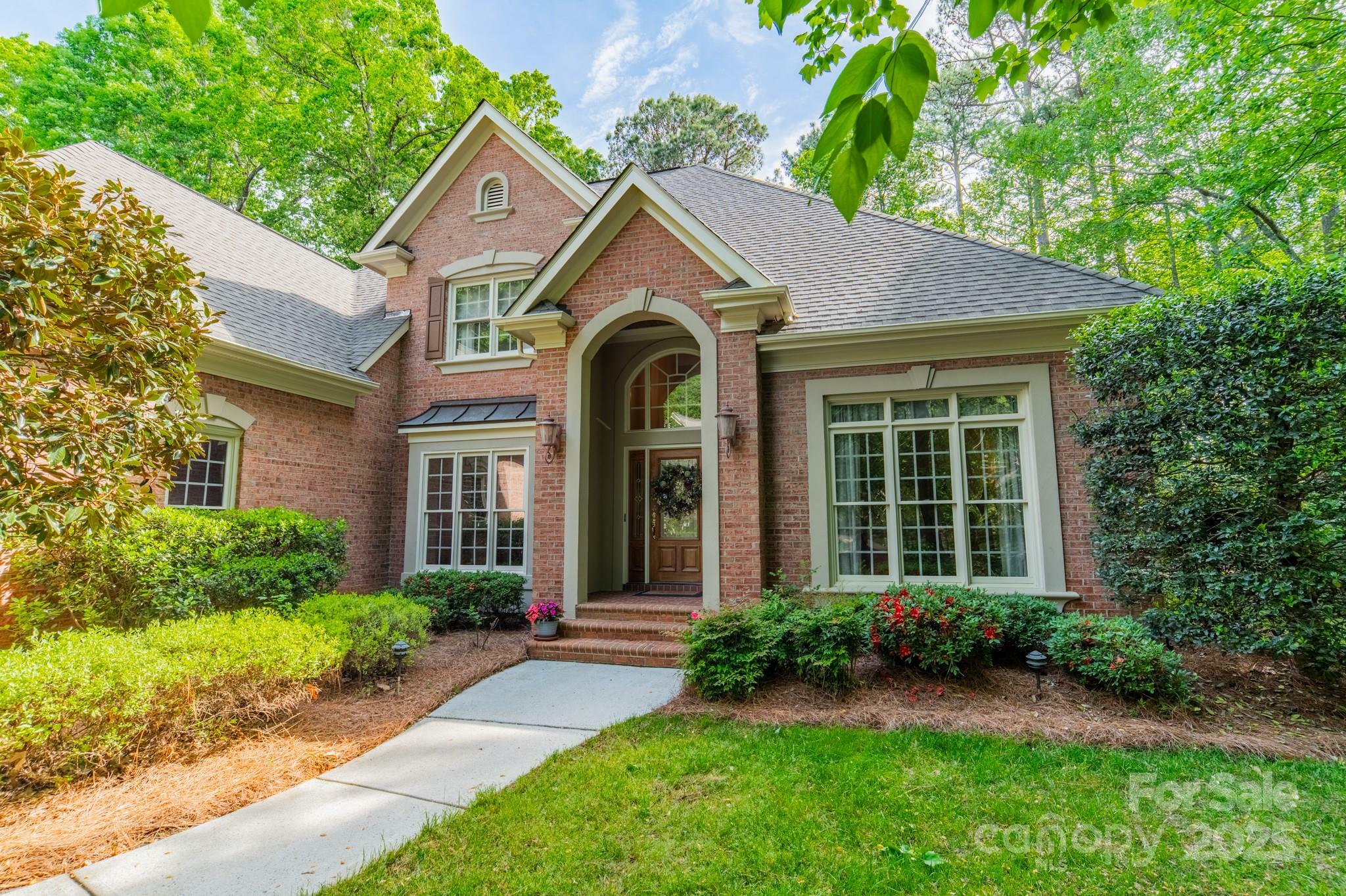 Property Photo: 4646 Eagle Pointe Court NC 28037