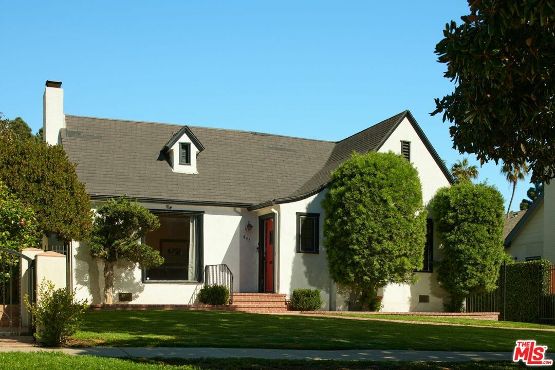 Property Photo: 443 Euclid St CA 90402