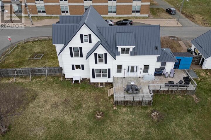 Property Photo:  85 Church Street  NS B0M 1X0 