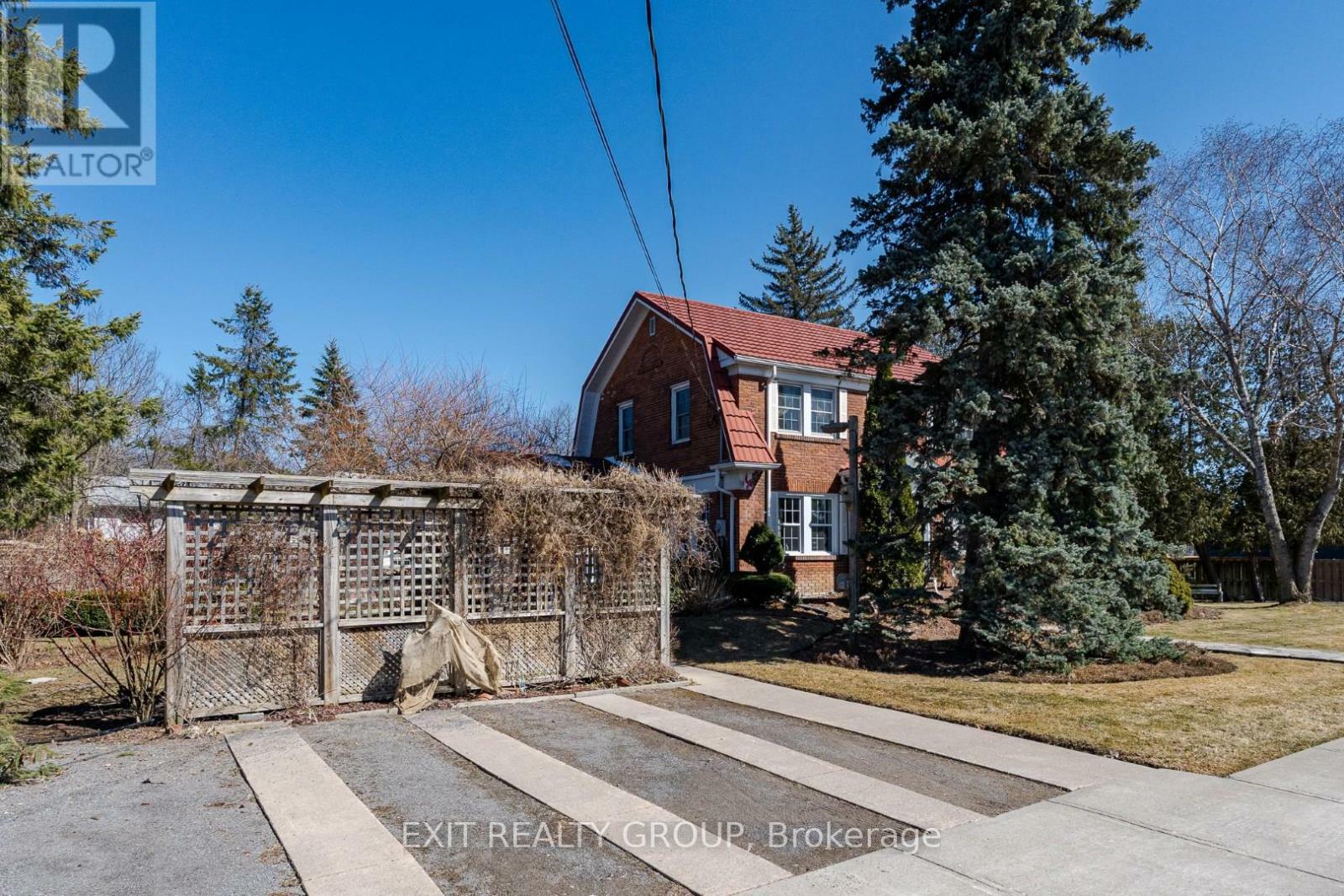 Property Photo: 459 Moira Street ON K0K 3J0